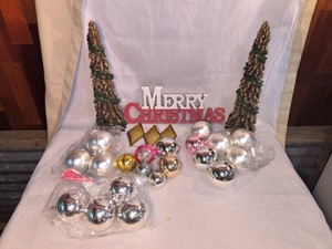 Christmas Decor Lot
