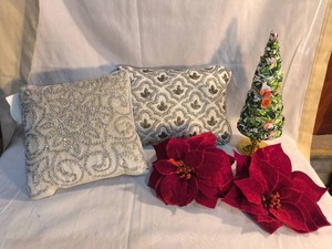 Christmas Decor-5 piece lot