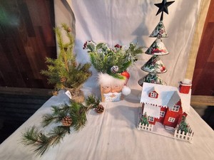 Decorating for Christmas lot-5 pieces