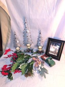 Fun variety of Christmas decor multiple pieces