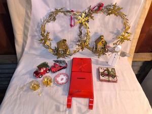 VINTAGE Christmas pieces - Lot of 10
