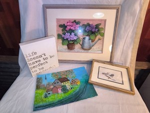 4 Pieces of wall decor