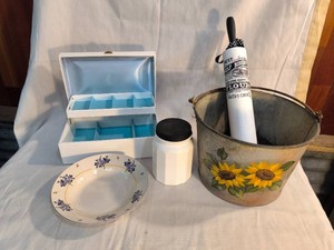 Multiple home decor items - Lot of 5
