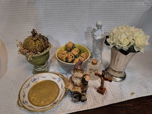 Miscellaneous Home Decor - Multiple Pieces