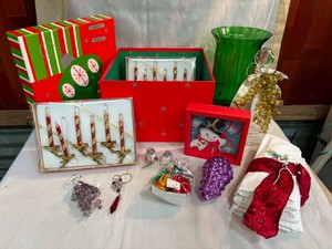 Christmas Decor Lot