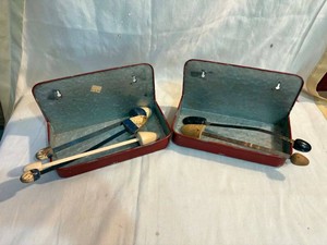 VINTAGE 5 shoe trees and 2 tin wall holders -Lot of 7
