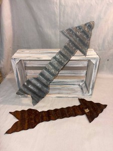 VINTAGE - Tin Arrows and Small Decor Box - 3 piece lot