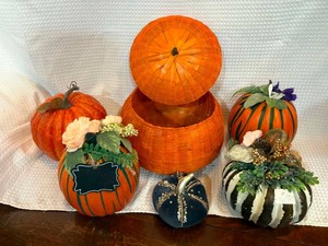 Halloween Decor