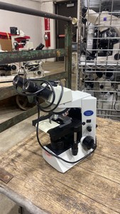 Olympus Microscope (619536)