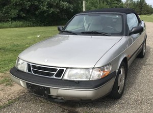 1997 SAAB 900 SE
