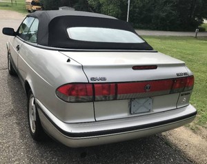 1997 SAAB 900 SE