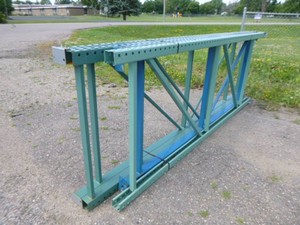 4 Pallet Racking Uprights (Teardrop)