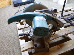 Makita 10 Miter Saw