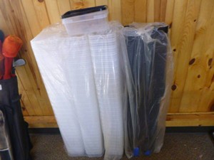 80 Plastic Containers with Lids