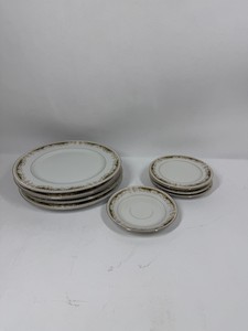 Lot of Signature Collection Queen Anne Fine China Plates & Saucer Japan