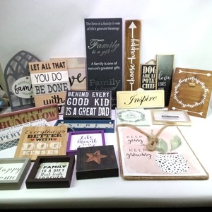 Lot of Decorative Wood and Wall Signs Home Dcor