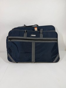 Horizon Air Rolling Garment Bag Suiter Luggage