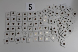 Lot of U.S Wheat Pennies in Slips (unsearched)