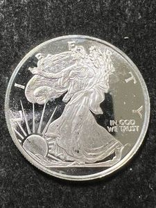 HALF TROY OZ .999 FINE SILVER AMERICAN EAGLE ROUND