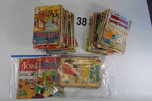 Lot of Vintage Comics - Archie