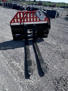 Pallet Fork Hydraulic Adjustable WOLVERINE 2026 Unused PFA-11-3300G