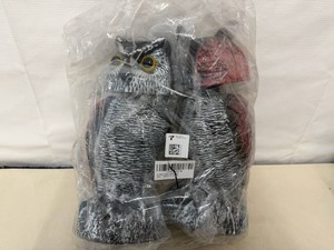 2x Fake Owls