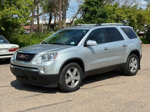 2012 GMC ACADIA SLT-1 All Wheel Drive  3rd Row Seating (NO RESERVE)