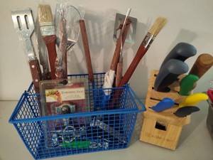 Lot of BBQ Tools  Knife Block