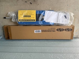 4-in-1 Illum-N-Broom New in Box