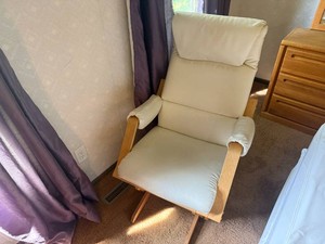 Dutailier Glide-R-Motion Glider - Cream