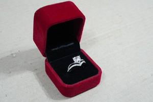 Silver Tone Womens Ring - Size 8