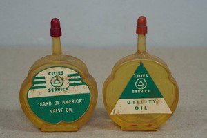 Vintage 1940-50s Clover Style Hand Oilers