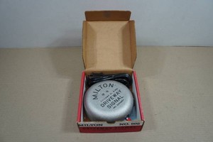 Vintage Milton Self-Contained Driveway Signal