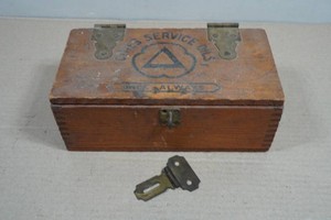 Vintage Cities Service Wooden Utility Storage Box