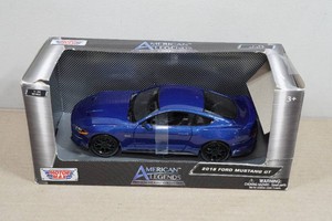 Motormax 2018 Ford Mustang GT 124 Scale Replica