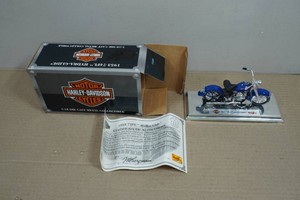 Maisto Harley Davidson 1953 74FL Hydra-Glide Replica