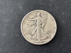 1945 Walking Liberty Half Dollar