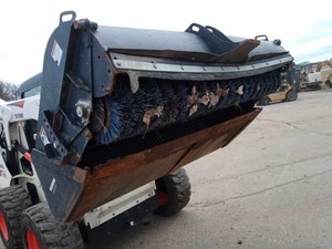 2018 Erskine Brand Universal Mount Bobcat Skid Loader Skid Steer Hydraulic Sweeper Attachment With Collection