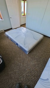 Novaform Queen Memory Foam Mattress