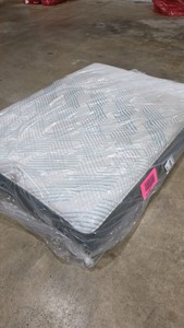Beautyrest PressureSmart Plush Queen Mattress - $1,549 MSRP