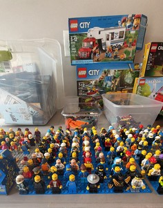 Massive Lego Collection - The Ultimate LEGO Treasure Trove! Over 200 Minifigures & Thousands of Pieces! Sets and So Much More! Collectors Dream!