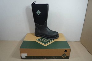 Muck Boots Mens Chore Classic Hi Boots - Size 11
