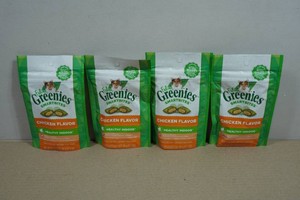 4 Feline Greenies Smartbites Treats for Cats - 2.1oz
