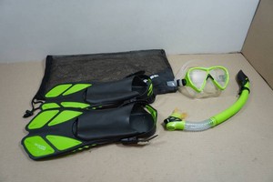 Cressi Blulove Adult Snorkel Set - Fin Size MLXL