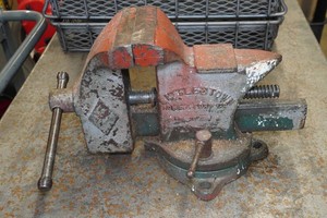 Littlestown Hardware Co Bench Vise
