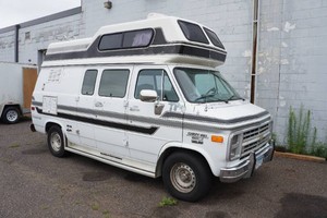 1988 Chevrolet G20 Class B RV Camper Van - Greenbriar High Top - 28,521 Miles