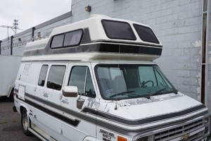 1988 Chevrolet G20 Class B RV Camper Van - Greenbriar High Top - 28,521 Miles
