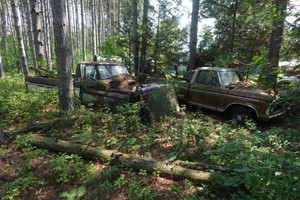 2 1970s Ford Parts or Project Trucks - Clean 1973 F-250 Title