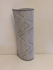 NEW MINERAL SPRING EMERSON RUNNER 2FT X 7FT WHITE & GRAY