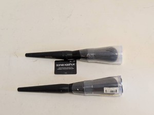 (2) NEW SONIA KASHUK PROFESSIONAL COLLECTION LARGE POWDER BRUSH